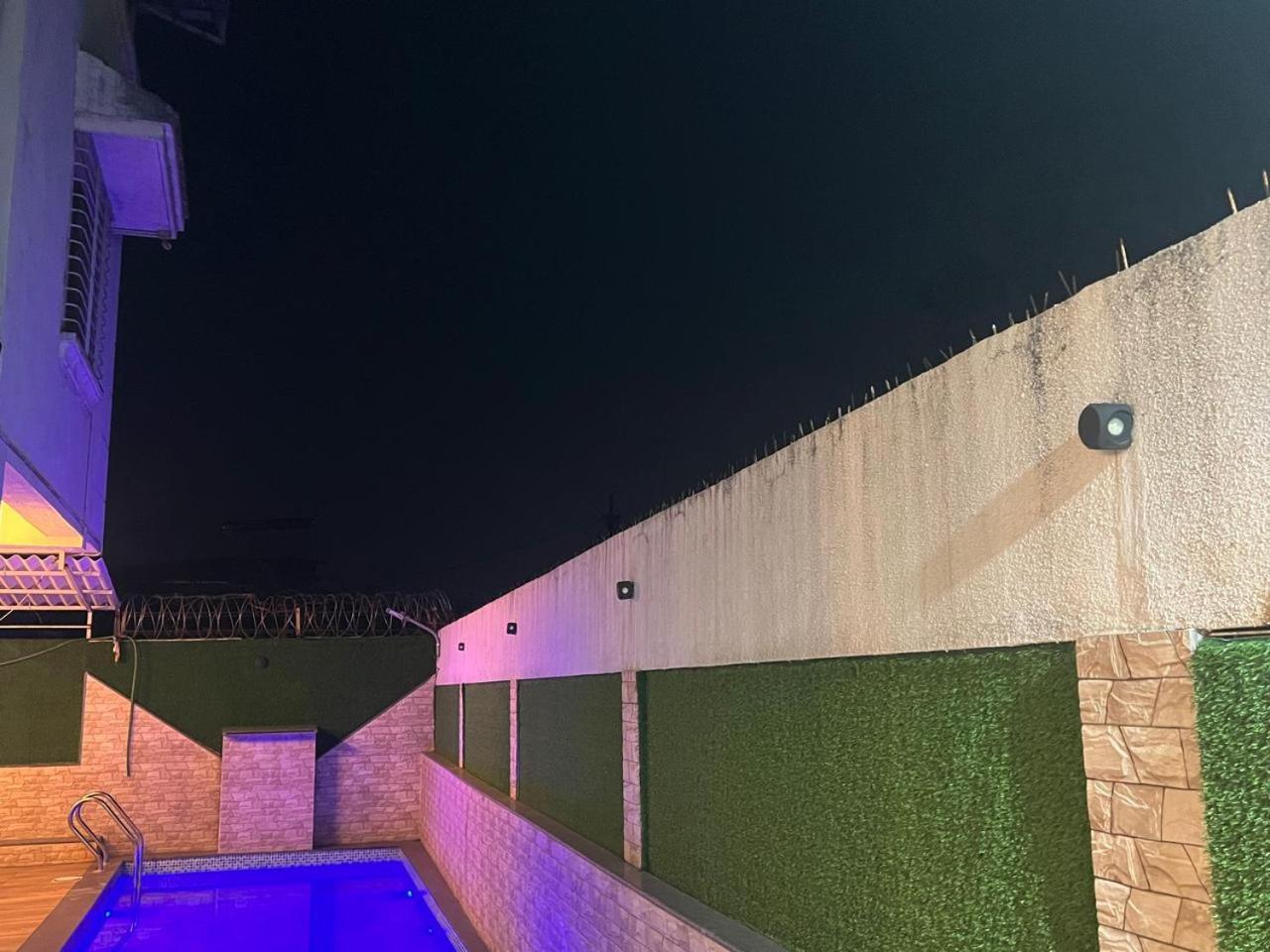 Laughtale Villa 4Bhk Swimming Pool ロナバラ エクステリア 写真